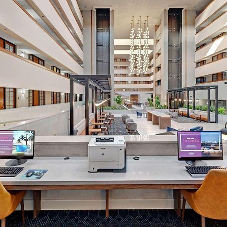 Embassy Suites By Hilton Oklahoma City Will Rogers Airport Esterno foto