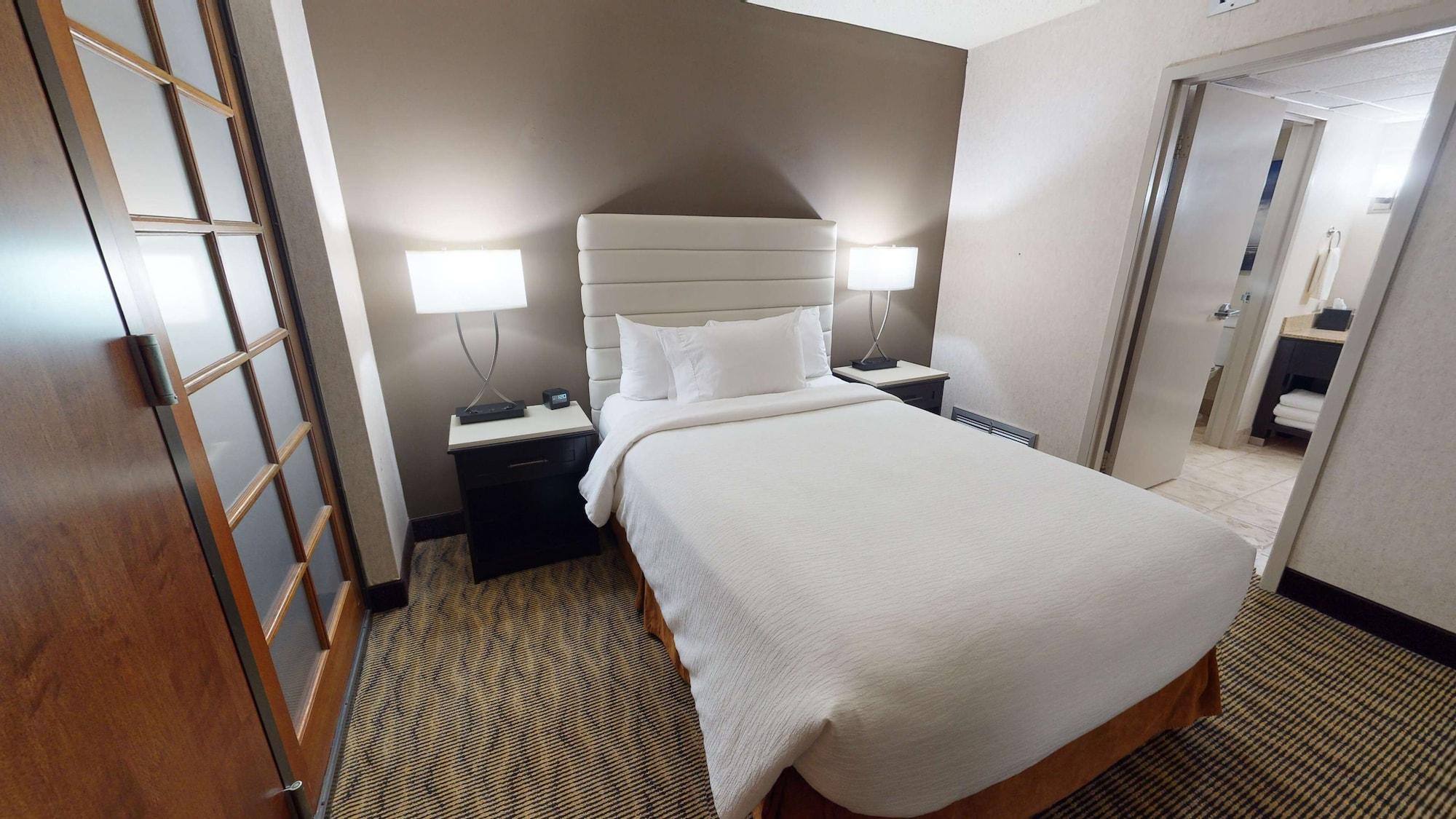 Embassy Suites By Hilton Oklahoma City Will Rogers Airport Esterno foto