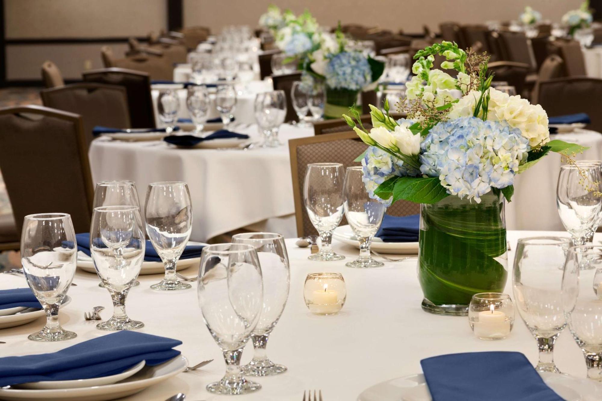 Embassy Suites By Hilton Oklahoma City Will Rogers Airport Esterno foto