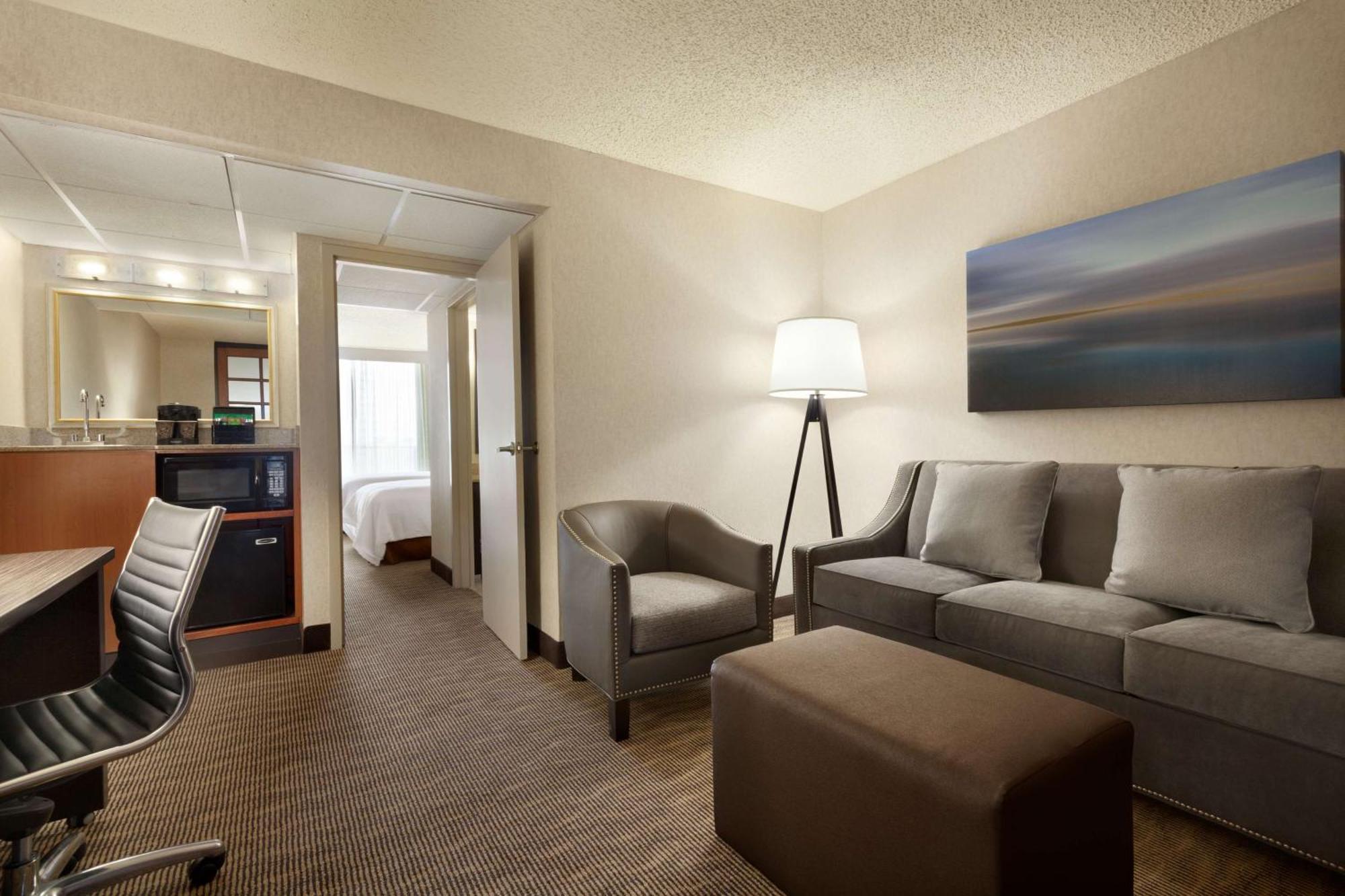Embassy Suites By Hilton Oklahoma City Will Rogers Airport Esterno foto