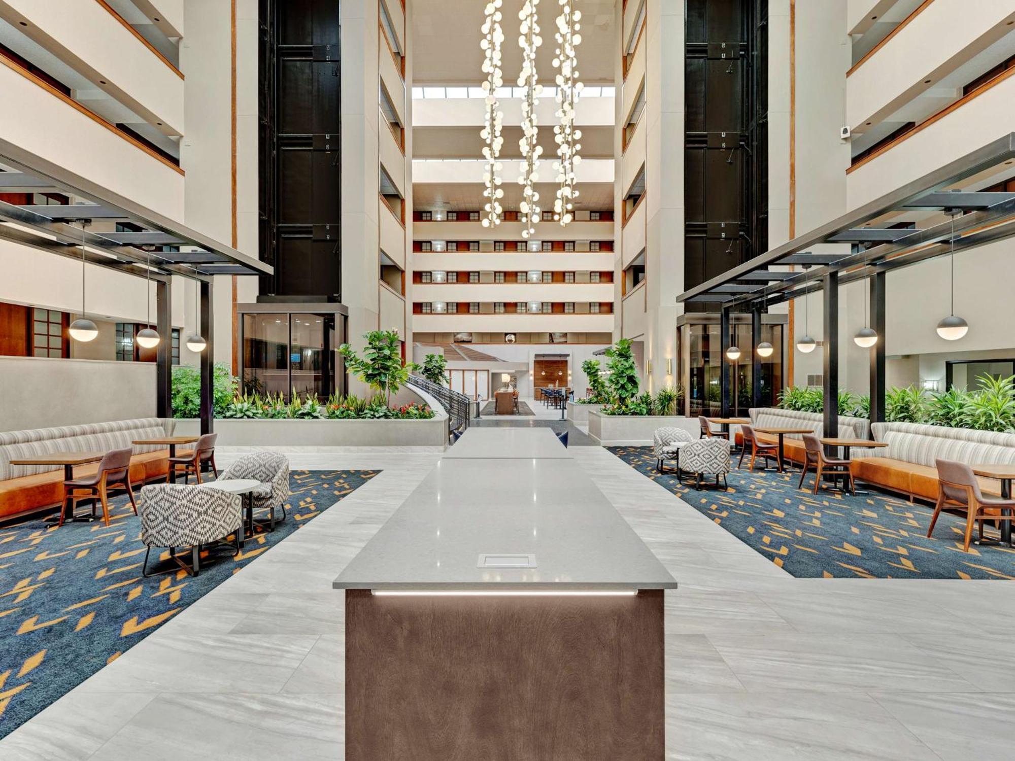 Embassy Suites By Hilton Oklahoma City Will Rogers Airport Esterno foto
