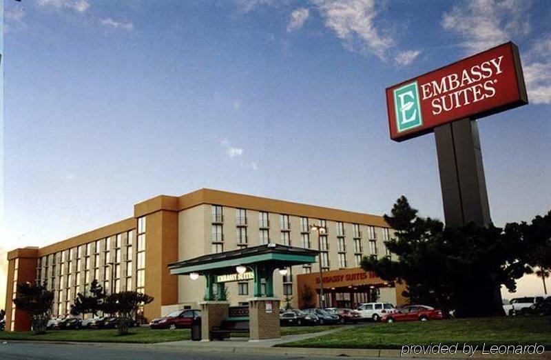Embassy Suites By Hilton Oklahoma City Will Rogers Airport Esterno foto