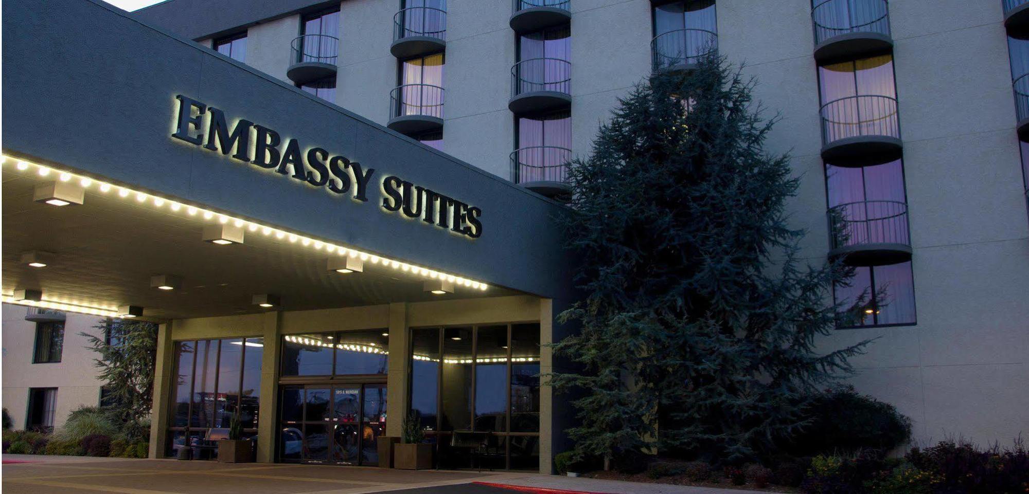 Embassy Suites By Hilton Oklahoma City Will Rogers Airport Esterno foto