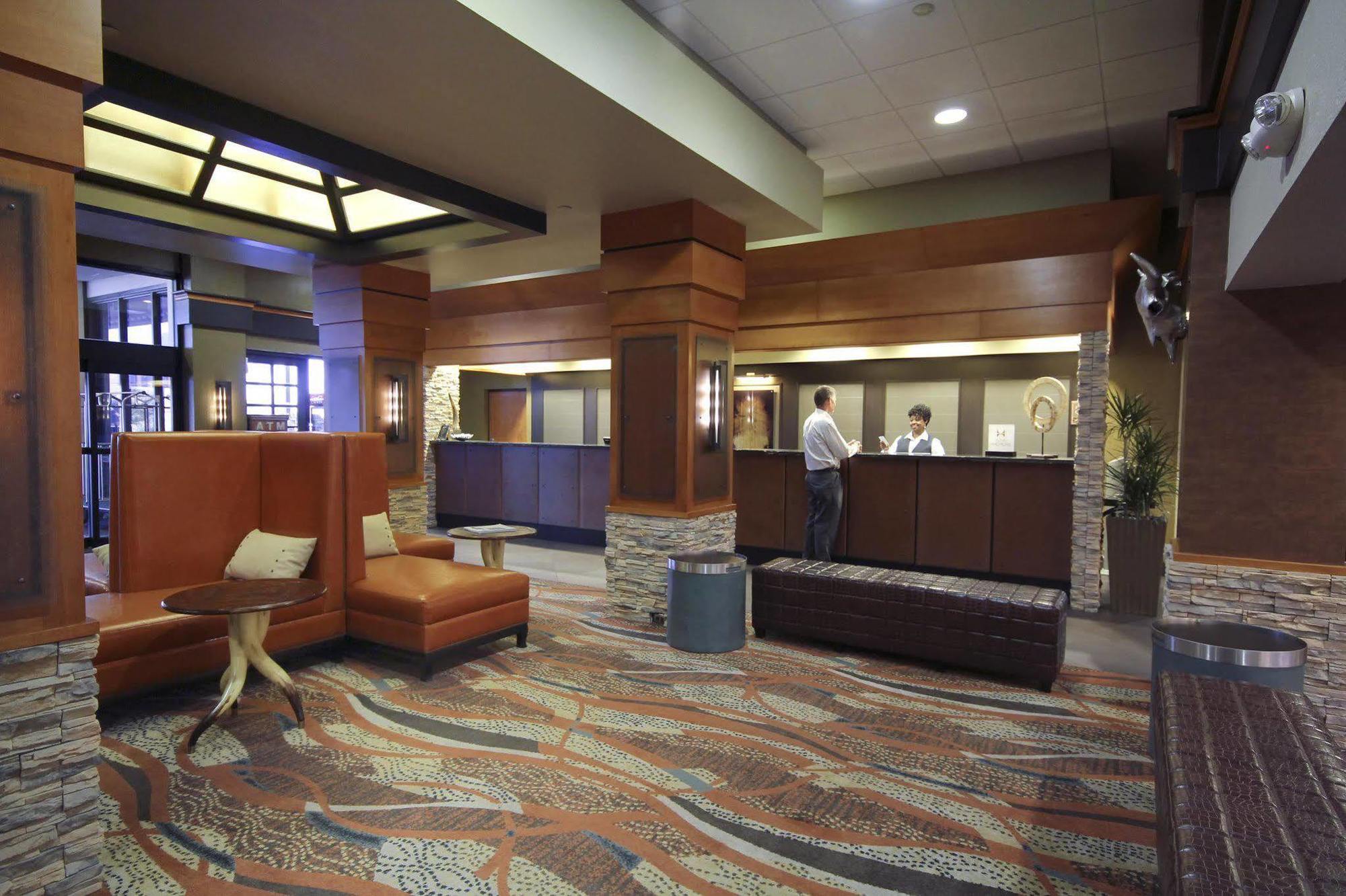 Embassy Suites By Hilton Oklahoma City Will Rogers Airport Esterno foto